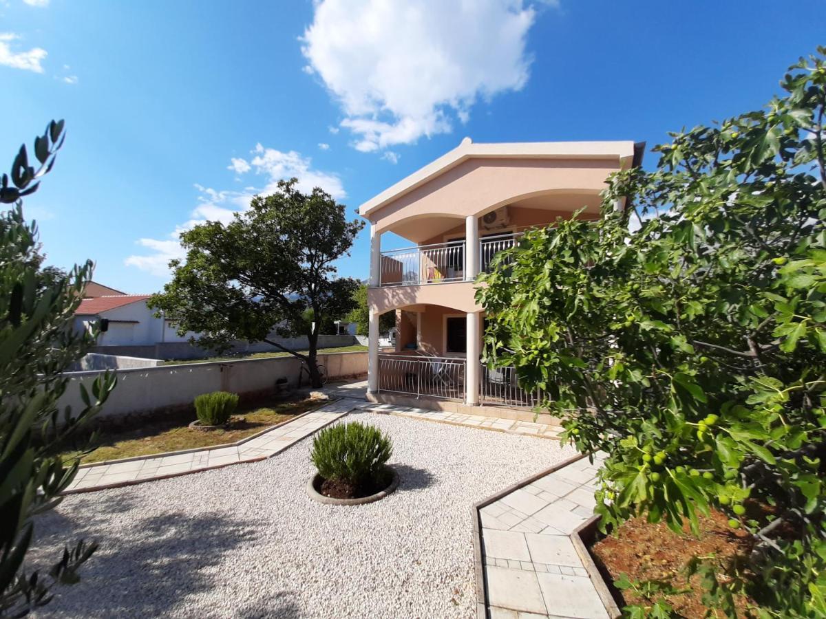 סלינה Apartman Pajo מראה חיצוני תמונה