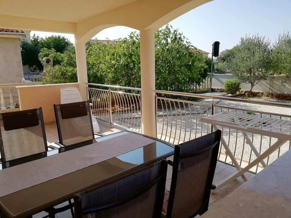 סלינה Apartman Pajo מראה חיצוני תמונה